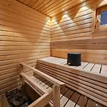 Two Bedroom, Free Parking, Quiet Area Διαμέρισμα *