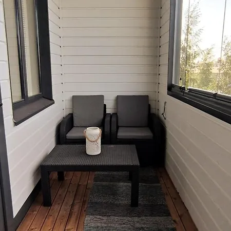 Two Bedroom, Free Parking, Quiet Area Apartman *