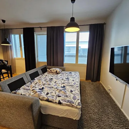 Two Bedroom, Free Parking, Quiet Area Apartman *
