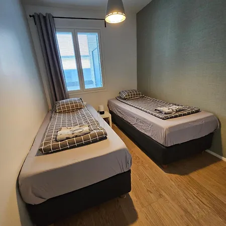 Two Bedroom, Free Parking, Quiet Area Apartment