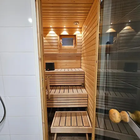 Apartman Two Bedroom, Free Parking, Quiet Area