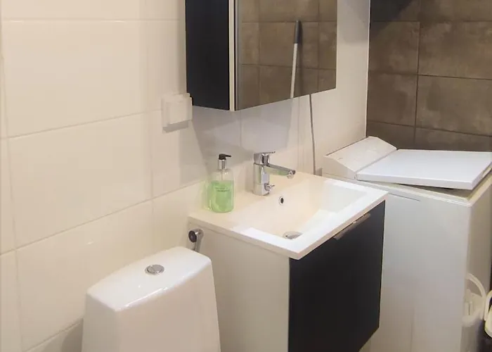 Apartman Two Bedroom, Free Parking, Quiet Area *