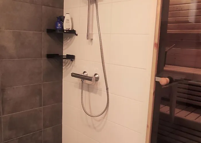 Two Bedroom, Free Parking, Quiet Area Apartman Oulu